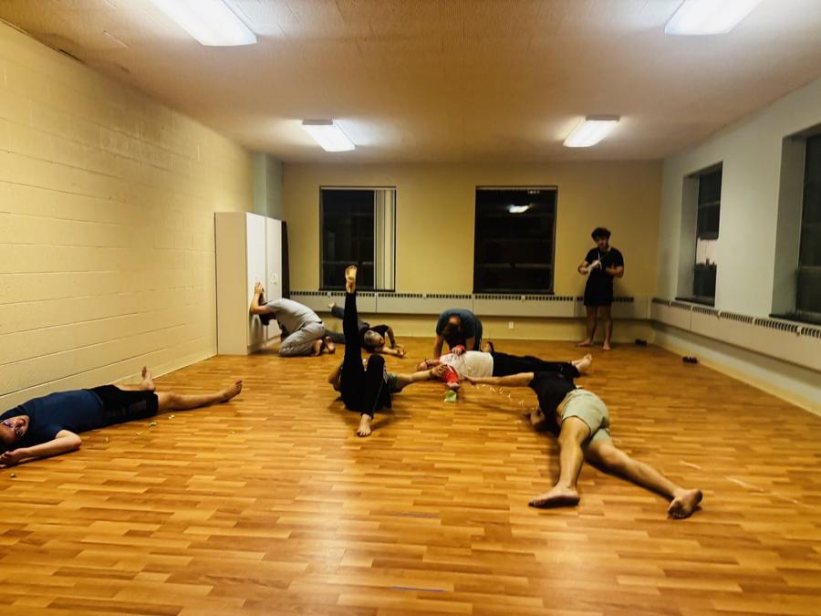 Ensemble floor work during Viewpoints training